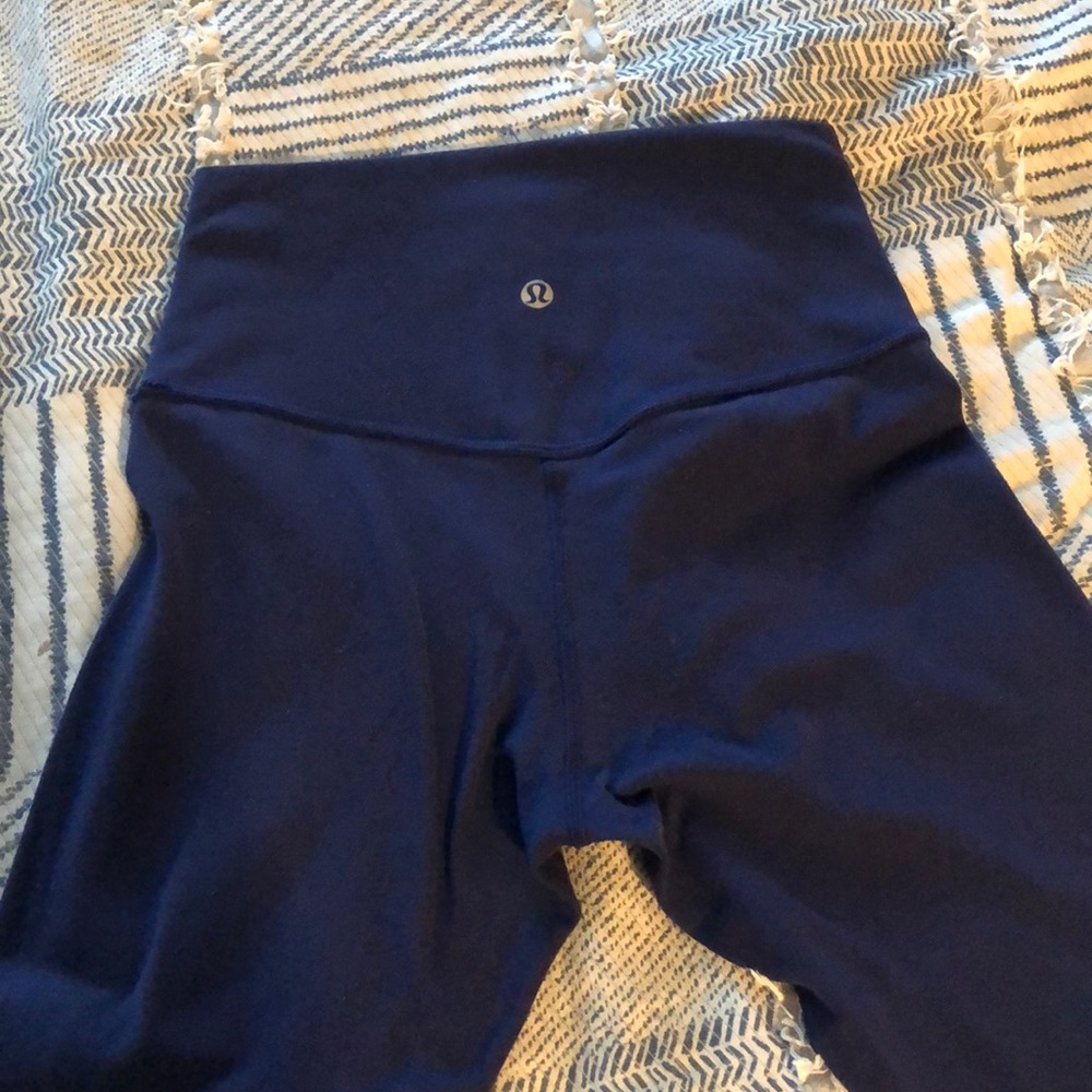 Lululemon align navy 19”crop
